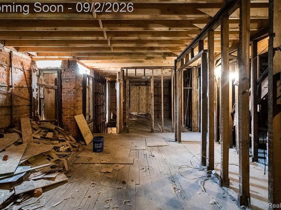 1574 Cadillac, photo 9