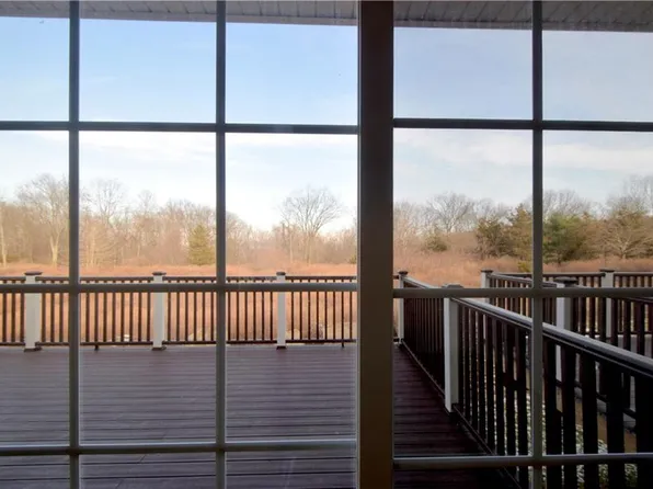 554 Mountainview Ave, Valley Cottage, NY 10989