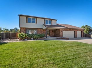 2101 S Lansing Ct, Aurora, CO 80014