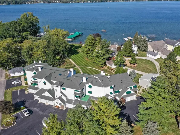 11520 N Lake View Trce APT 4, Syracuse, IN 46567