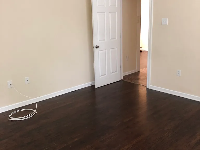 564 Cotton St — Photo 4