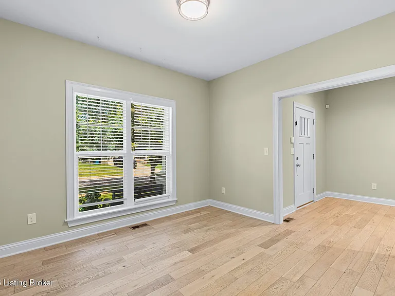 825 Artisan Pkwy — Photo 12
