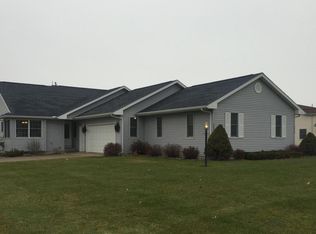 2947 Twelve Oaks Dr, Charlotte, MI 48813