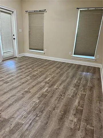 3265 Elmwood Park Dr — Photo 14