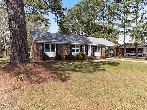 2nd image of 3729 Terrace Drive NE
