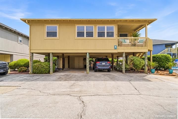 1st image of 9500 Queens Ct. #59