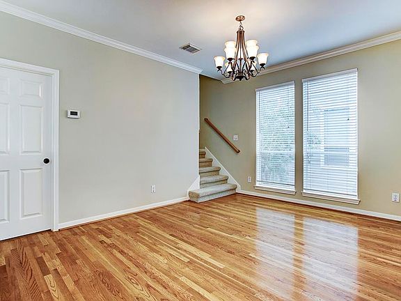 5th image of 4107 Blossom St Unit B