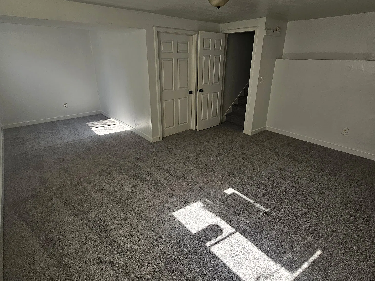 3 bed, 1750 sqft, $2,500 — Photo 2