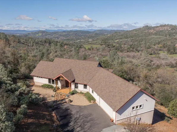 3204 Skunk Ranch Rd, Murphys, CA 95247