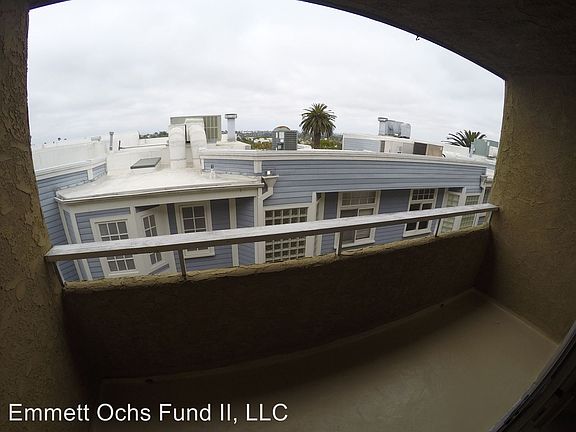 4th image of 418 Pier Ave APT 210