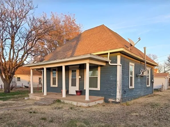310 2nd St, Alva, OK 73717