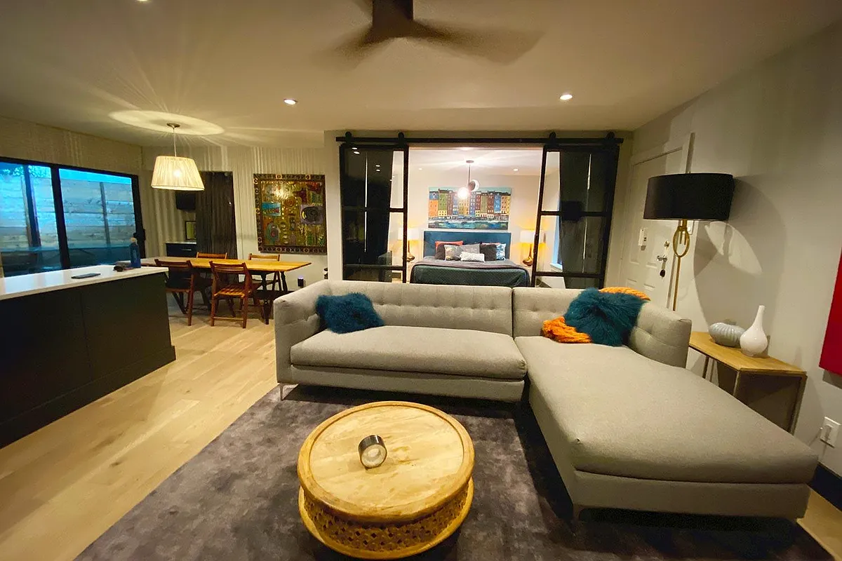 Living Area open to Kitchen w/Sliding Doors to Master - Gives it an open loft feel - 505 E Monroe St