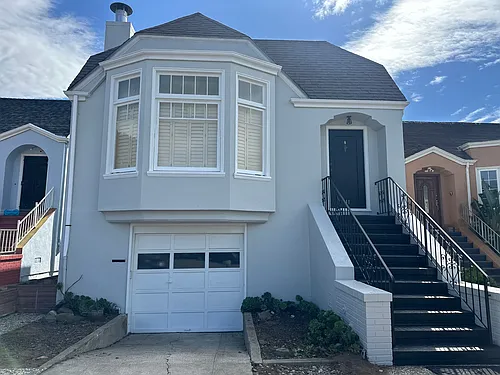 11 Southwood Dr Photo 1