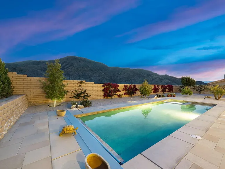 45711 Edgehill Dr — Photo 19