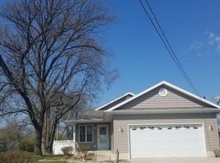 207 E Orange St, Mexico, MO 65265