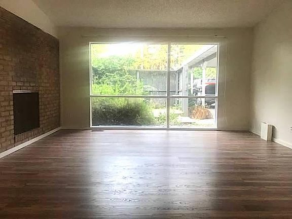3rd image of 4017 152nd Ave SE