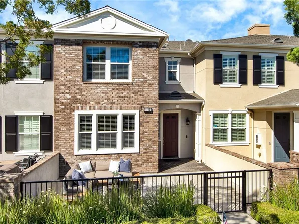 1493 Montgomery St, Tustin, CA 92782