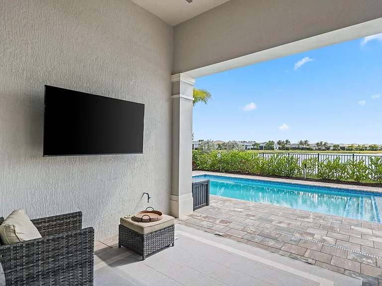 10466 Northbrook Circle Palm — Photo 21