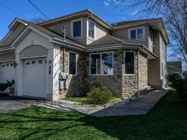 520 Hobson Ave #B, Saddle Brook Twp., NJ 07663