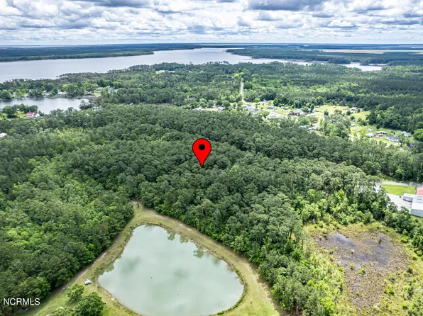 145 Martin Creek Drive, Beaufort, NC 28516