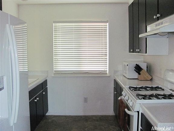 5th image of 931 Beaver Park Way