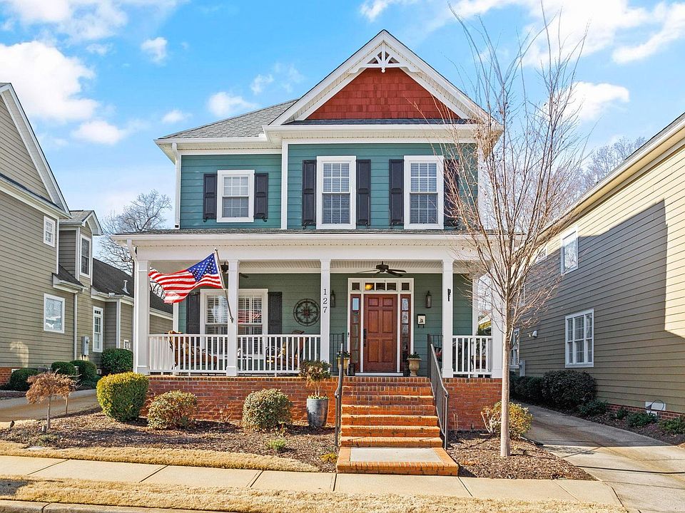 1st image of 127 Applewood Dr