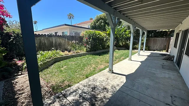 2727 Bayshore Ave — Photo 47