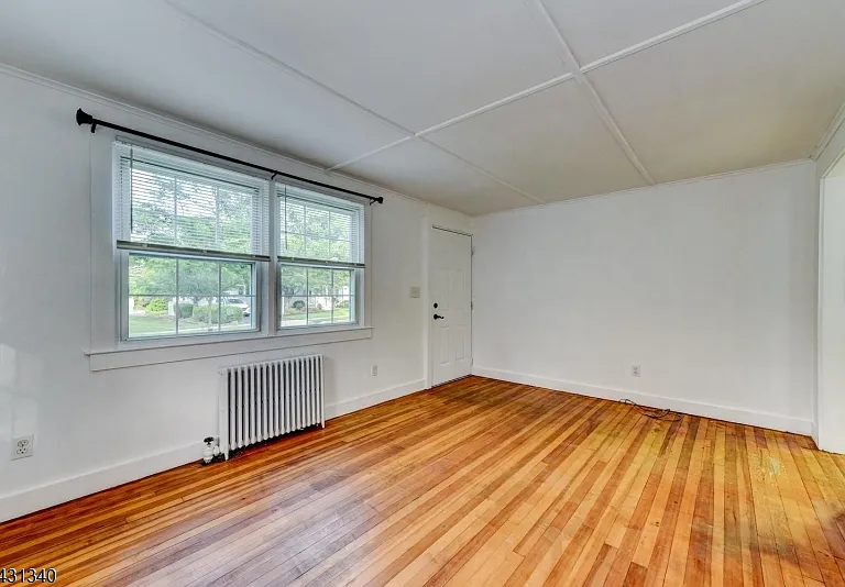 10 Lake Dr — Photo 18