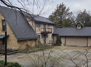 939 E 1264th Rd, Lawrence, KS 66047