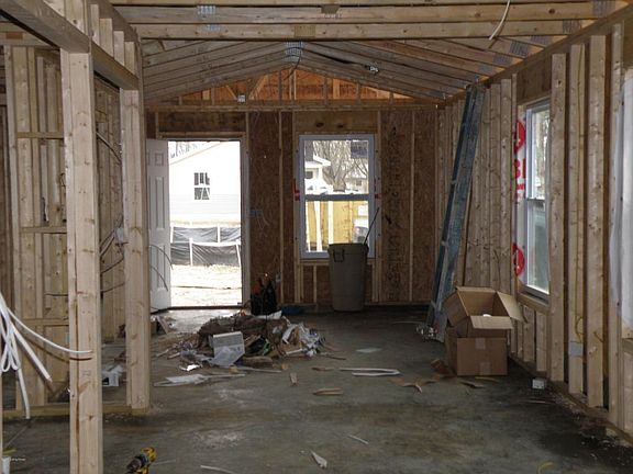 Dining area & living rm