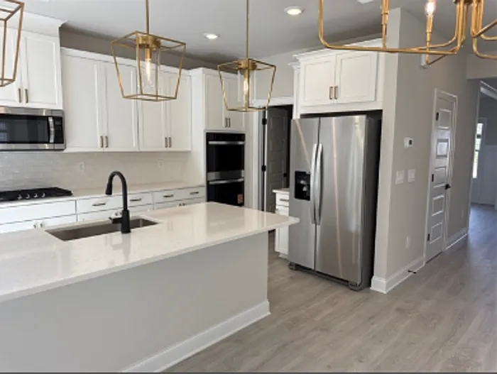 2859 Sweet Red Cir — Photo 4