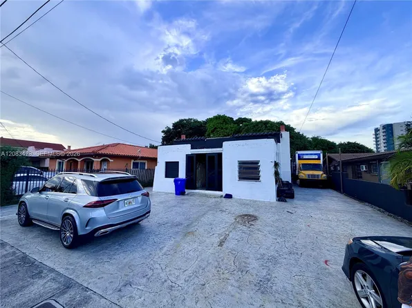 1829 NW 5th St, Miami, FL 33125