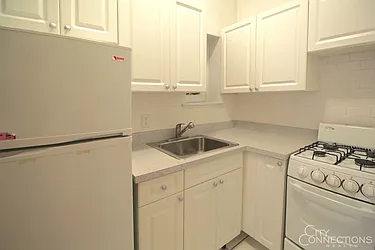 Rented by City Connections Realty