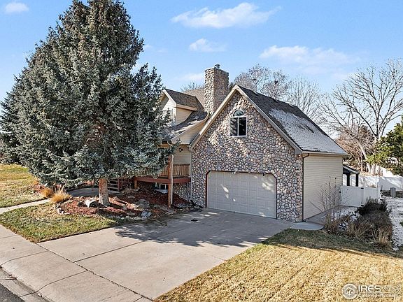 2nd image of 917 52nd Ave