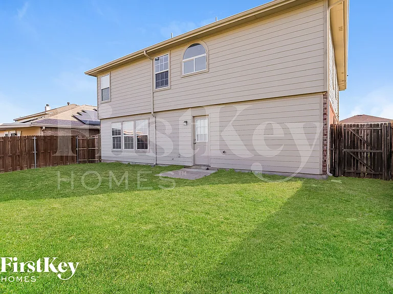3905 Mantis St — Photo 16