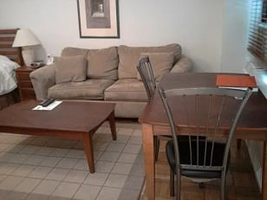 Rented by RELO REDAC INC. | media 14