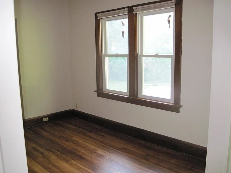 1520 Front St #2 — Photo 6