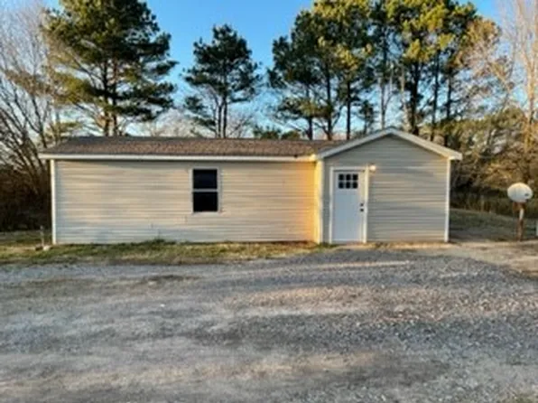 271 Masseyville McNairy Rd #D, Finger, TN 38334