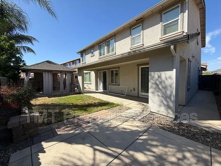 9554 Sauterne Way — Photo 2