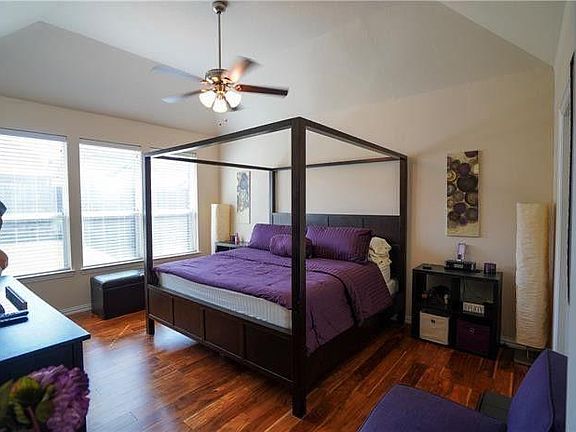 5th image of 2424 Elm Valley Dr