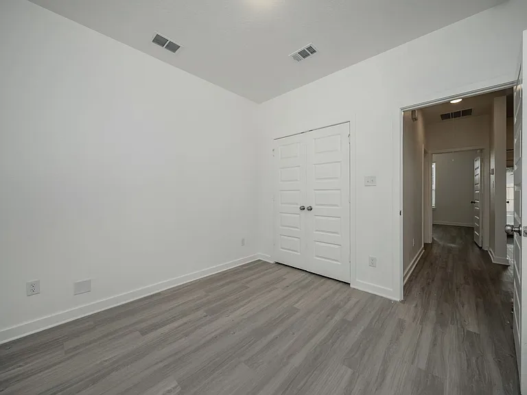 1608 W 5th St #1 — Photo 22