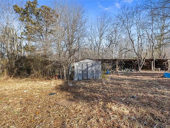 4th image of 1530 Zeb Rd