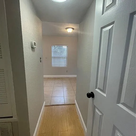 727 1/2 Edgewater Dr — Photo 7