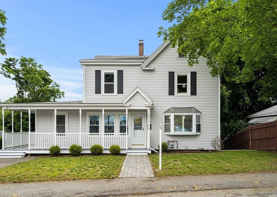 1st image of 136 Bunker Hill Ln