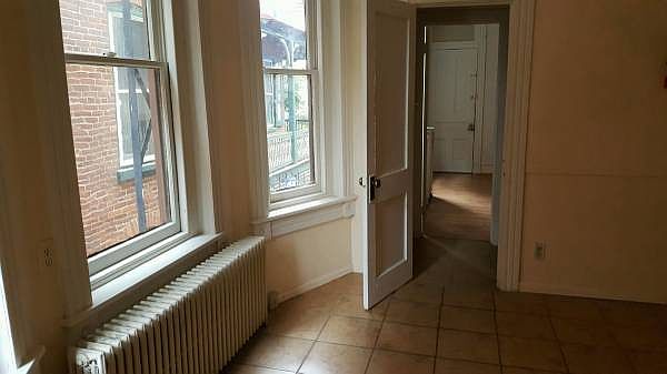 2nd image of 804 N 3rd St APT 1