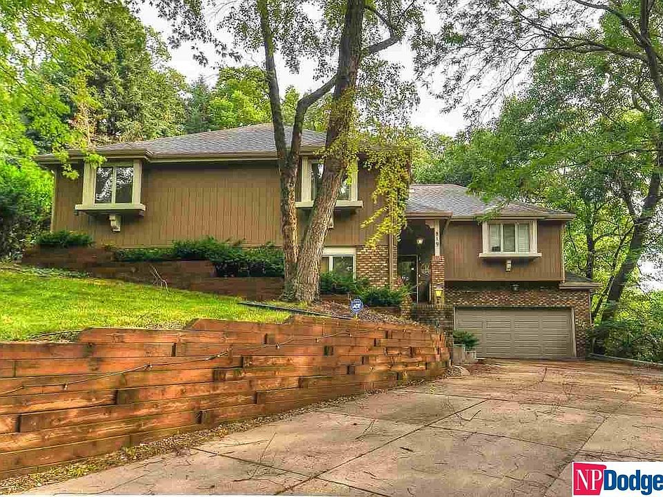 1st image of 819 Hidden Hills Dr