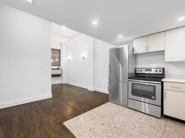 213 East 37th Street image 12 of 19