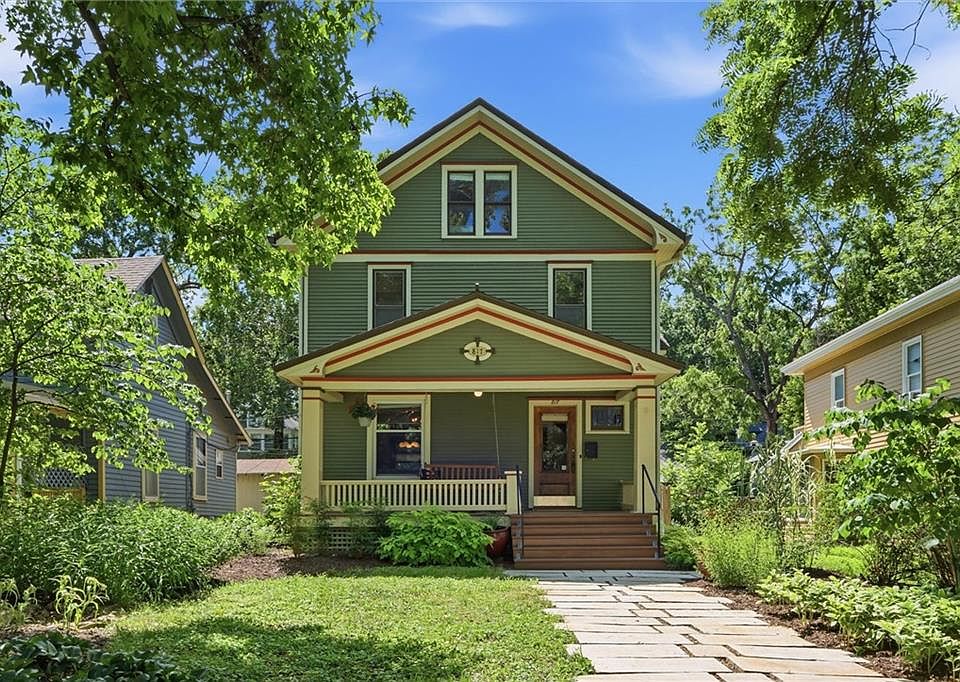 1st image of 817 Maine St