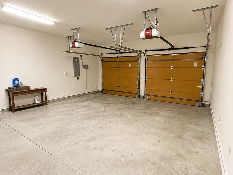 7220 Ridgepoint Dr — Photo 19