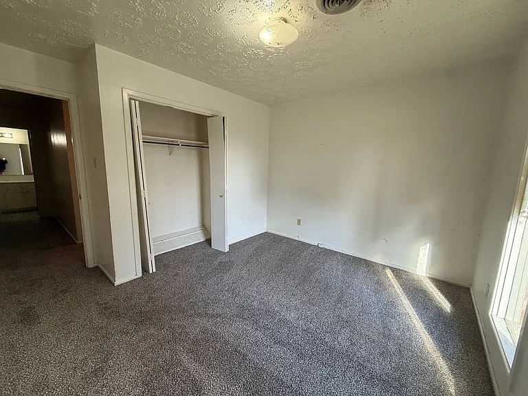 2-2701 Pagewood Ave — Photo 13